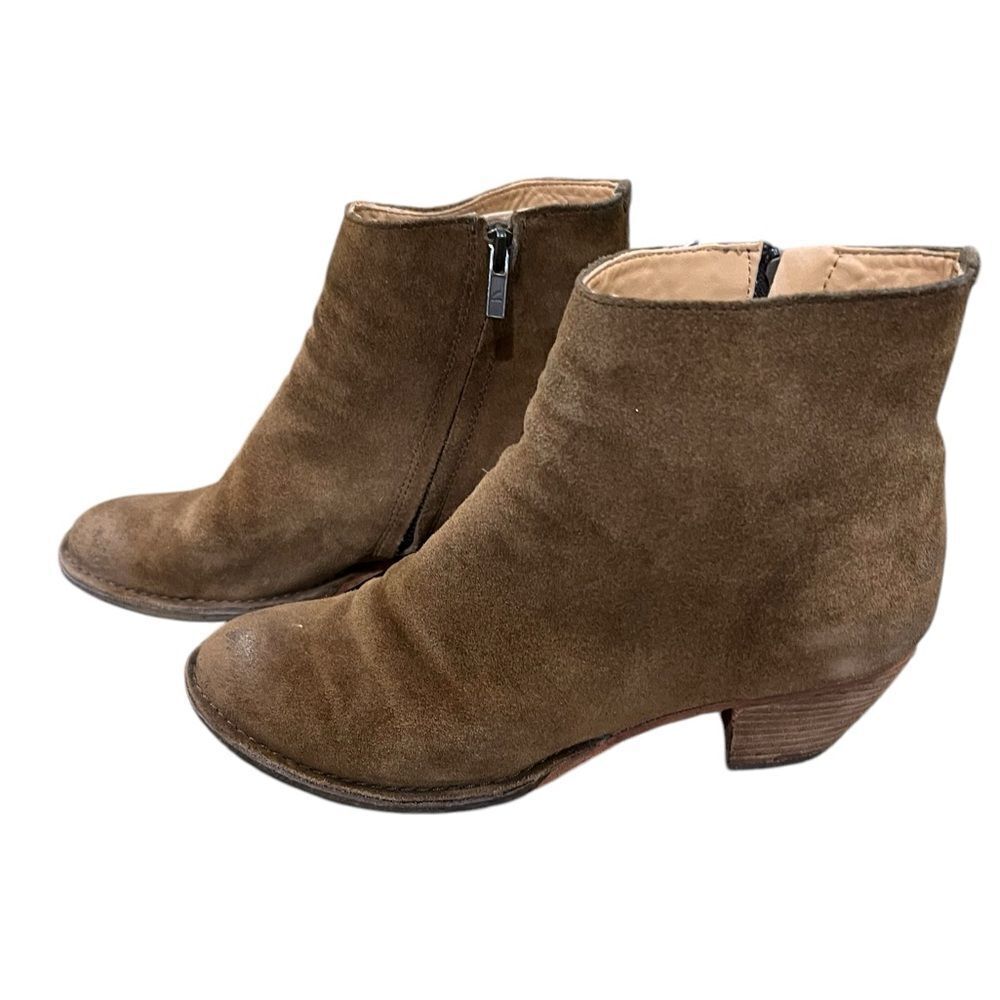 Clark ankle boots women’s 9.5